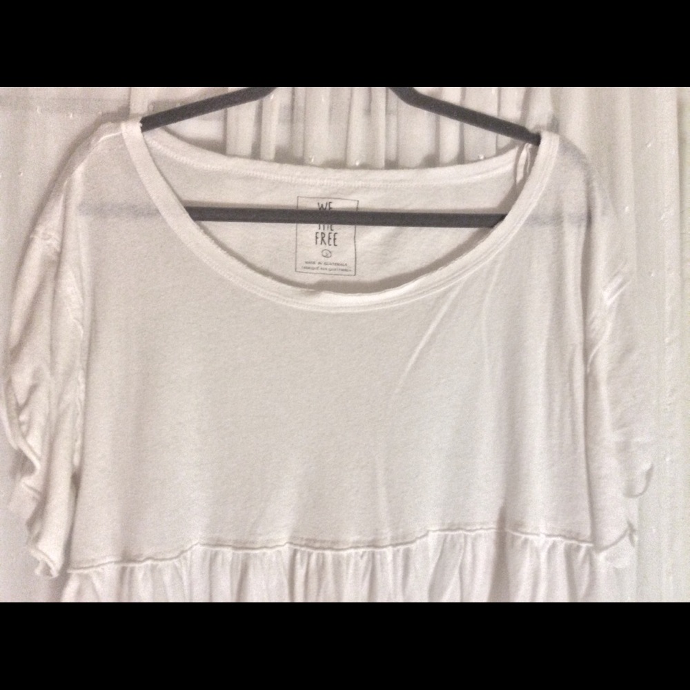 We the Free flowy white tee